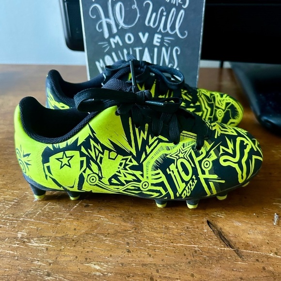 Puma Other - PUMA x CHRISTIAN PULISIC TACTO II Kids' Firm/Artificial Ground Cleats size 11